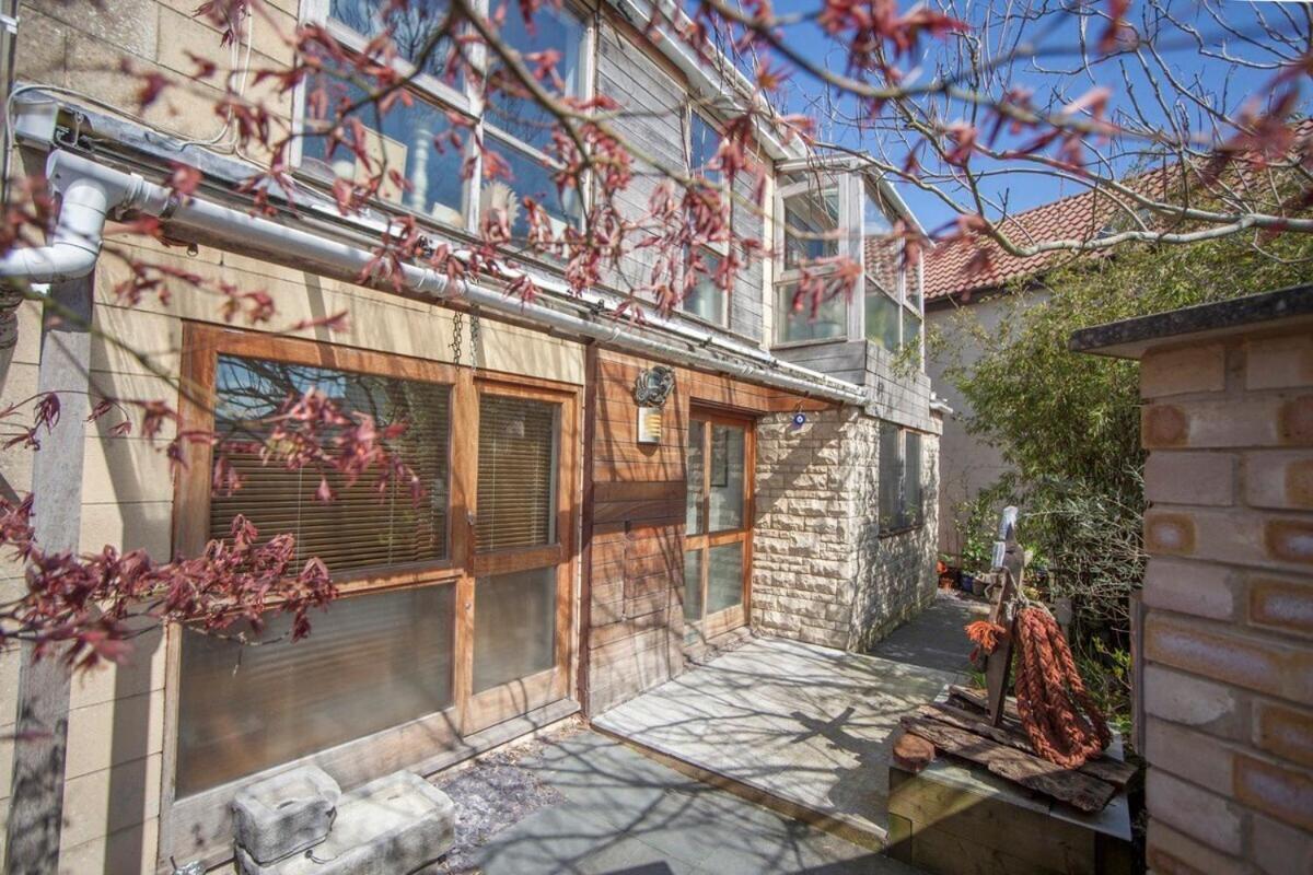 ※ Relaxing Home- Parking & Gorgeous Gardens Bath Exterior photo
